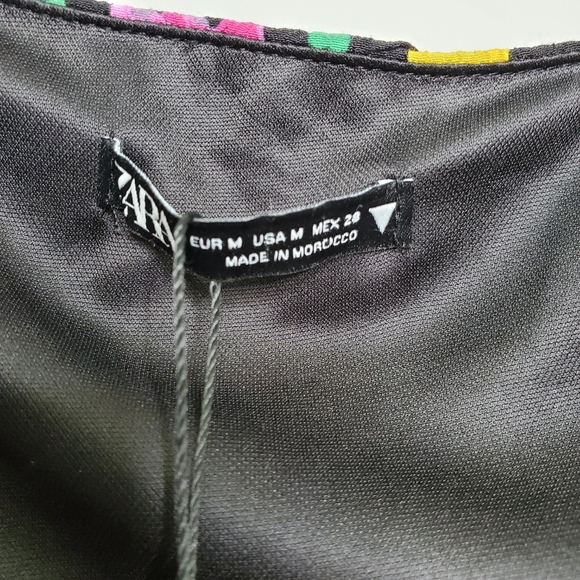 NWT ZARA Black Floral Printed Crop Top Long Sleeves Blouse Size Medium Ruched M - Picture 5 of 13